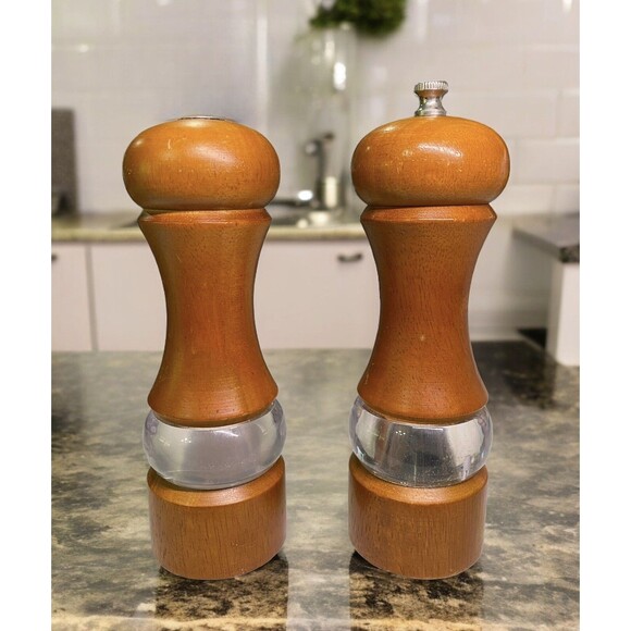 Olde Thompson Pepper Mill & Salt Shaker Dover Walnut - Since 1944, 7.5" - Picture 1 of 10